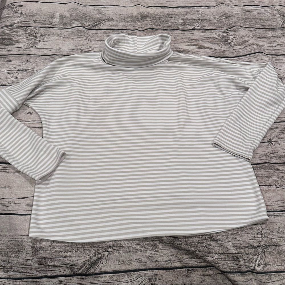 Oiselle Big Stripe Mock Neck  Turtleneck Activewear Top Size Large